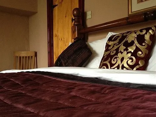 Ash Farm Country House Little Bollington