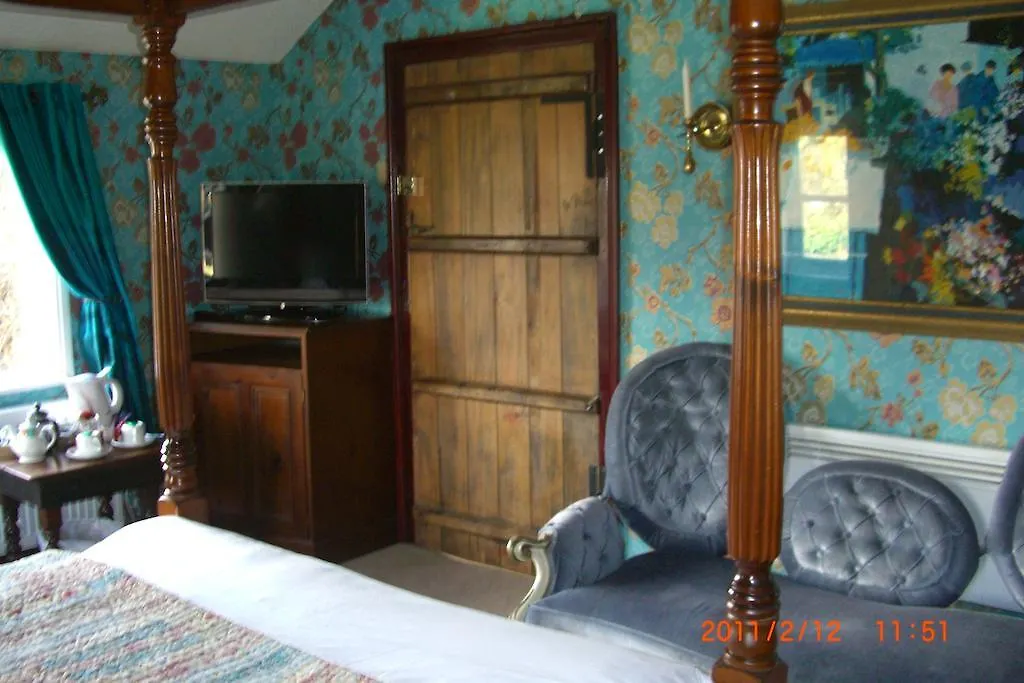 Ash Farm Country House Little Bollington Guest house